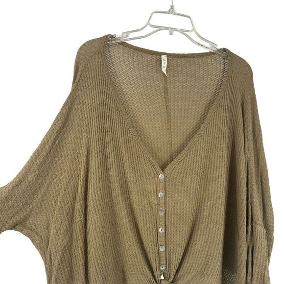 Waffle Knit Top Green Oversized Relaxed Fit Knot Front V Neck Size S MTS Brand - Picture 2 of 8